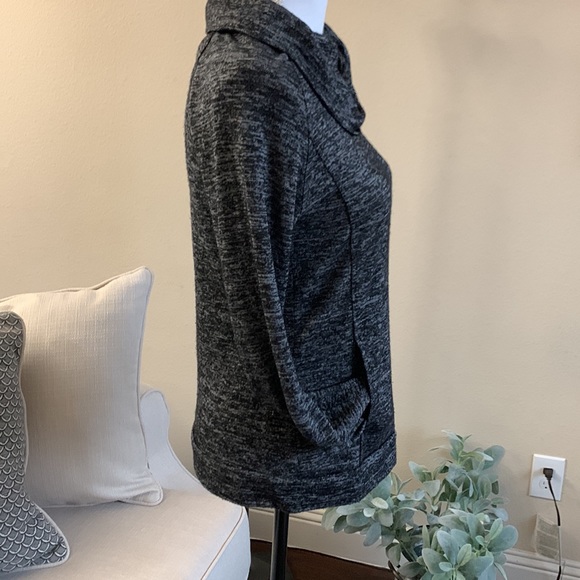 4 for $30 Hello Mello Top - Picture 4 of 6